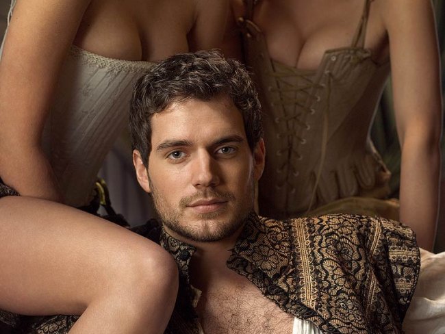 Henry Cavill en la serie Los Tudor