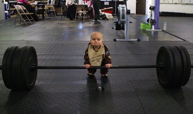 bebe gimnasio