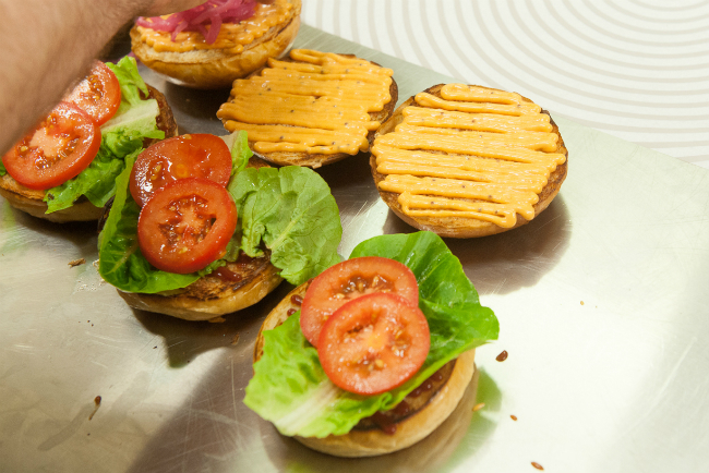 Lucky Chip burger